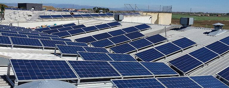 Planta fotovoltaica comercial Almacelles, España
