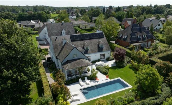 85% Eigenversorgung, einschließlich eines Außenpools