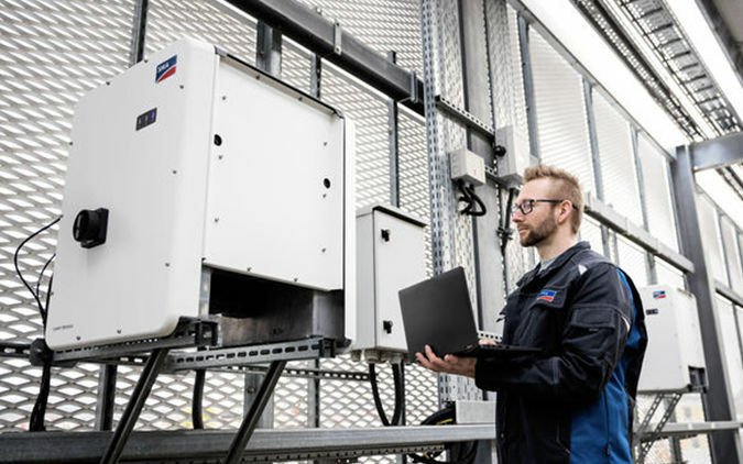 Instalador delante de la solución de SMA