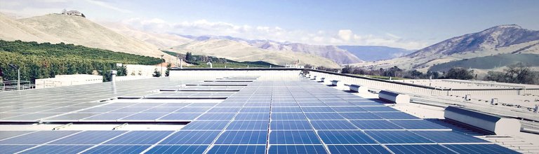 SMA Expertenwissen zu Photovoltaik- und Energiethemen für alle Anwendungen