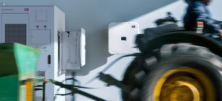 SMA Commercial Energy Solution: Store solar power. Use it flexibly.